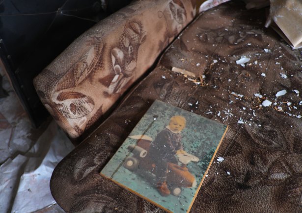 Traveling Alone in Wartime Ukraine